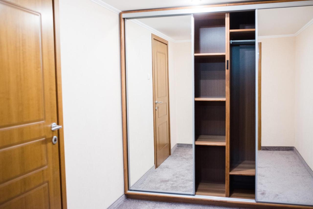 Хотел Казанлък Ngoại thất bức ảnh