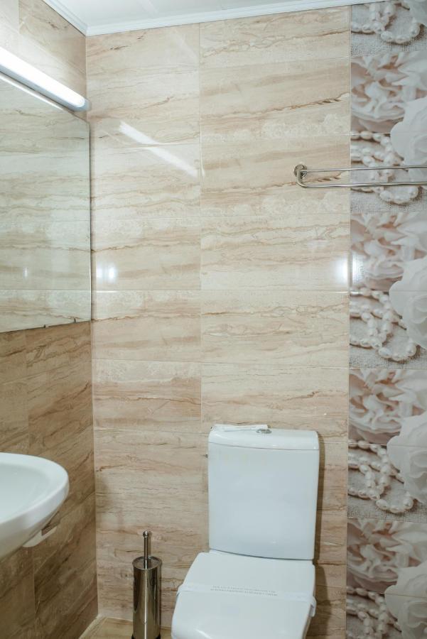 Хотел Казанлък Ngoại thất bức ảnh